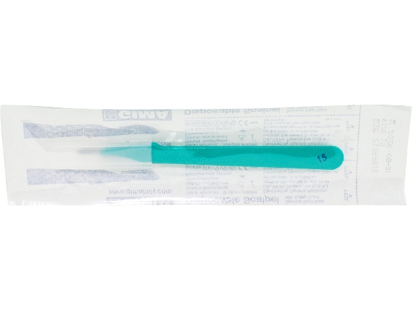 Disposable scalpel. N.15 sterile 10pcs